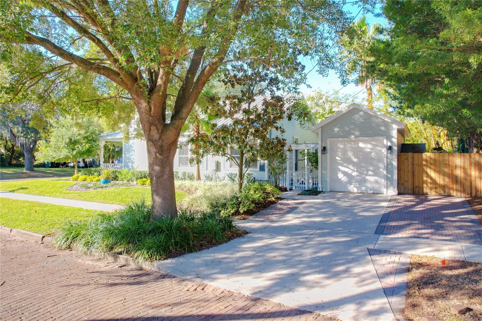 Image 77 of 88 For 427 Summerlin Avenue