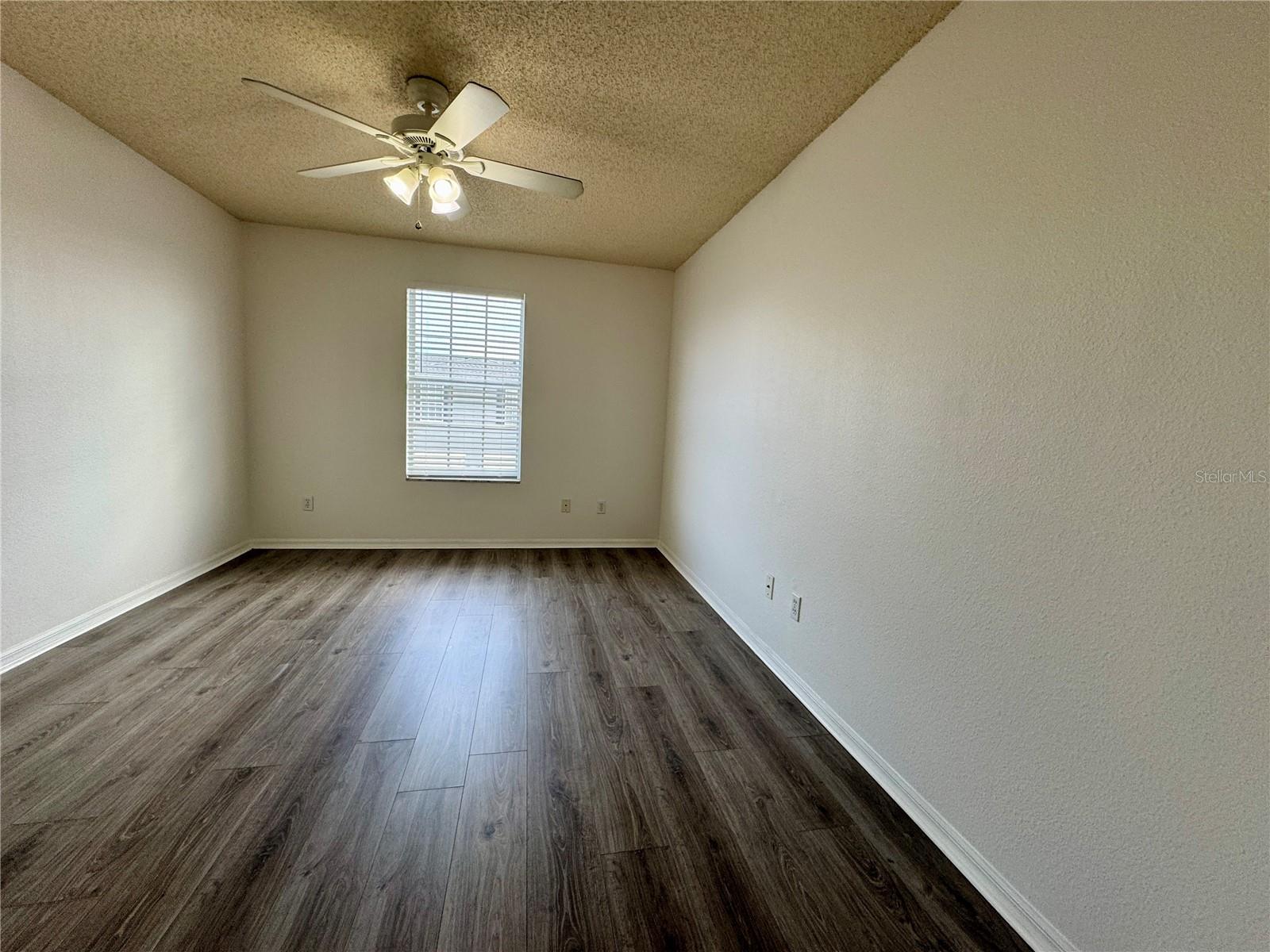 Image 10 of 14 For 12644 Somerset Oaks Street