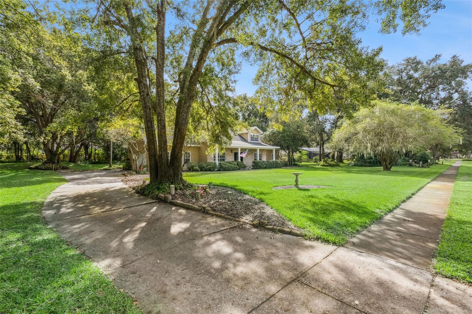 Details for 1793 Crown Point Woods Circle, OCOEE, FL 34761