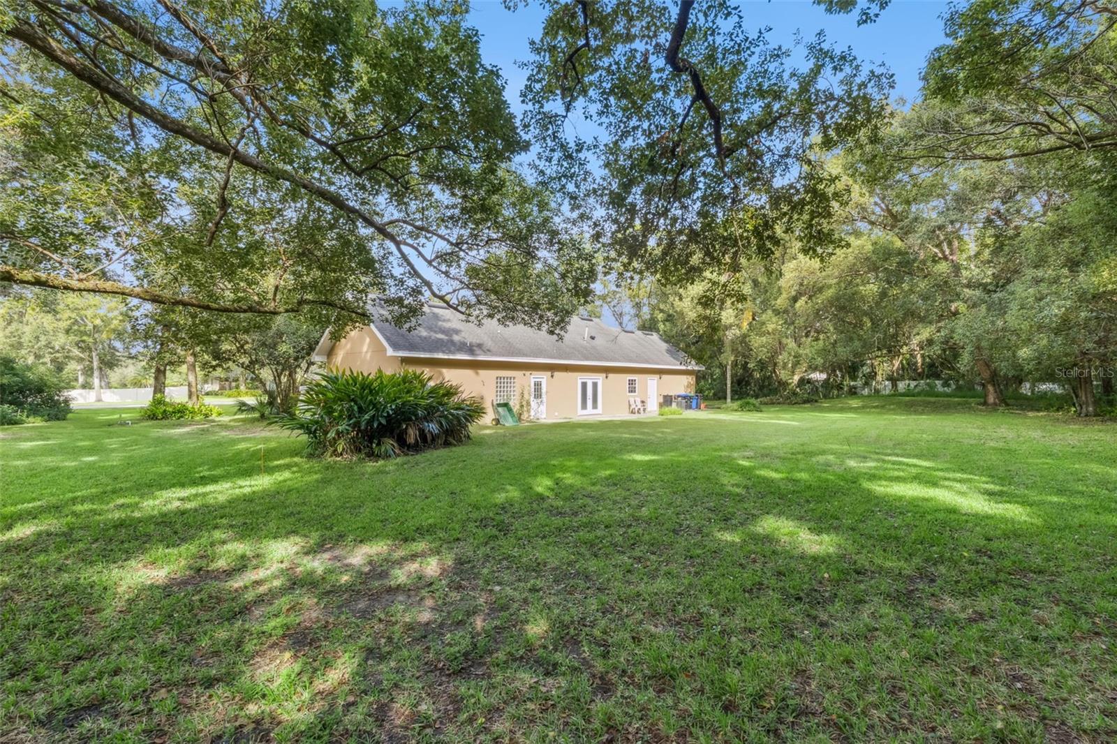 Image 30 of 36 For 1793 Crown Point Woods Circle