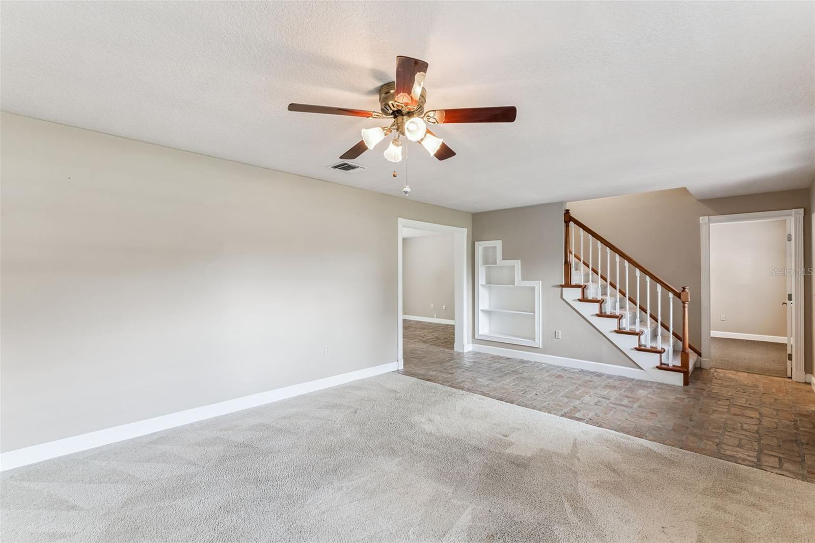 Image 6 of 36 For 1793 Crown Point Woods Circle