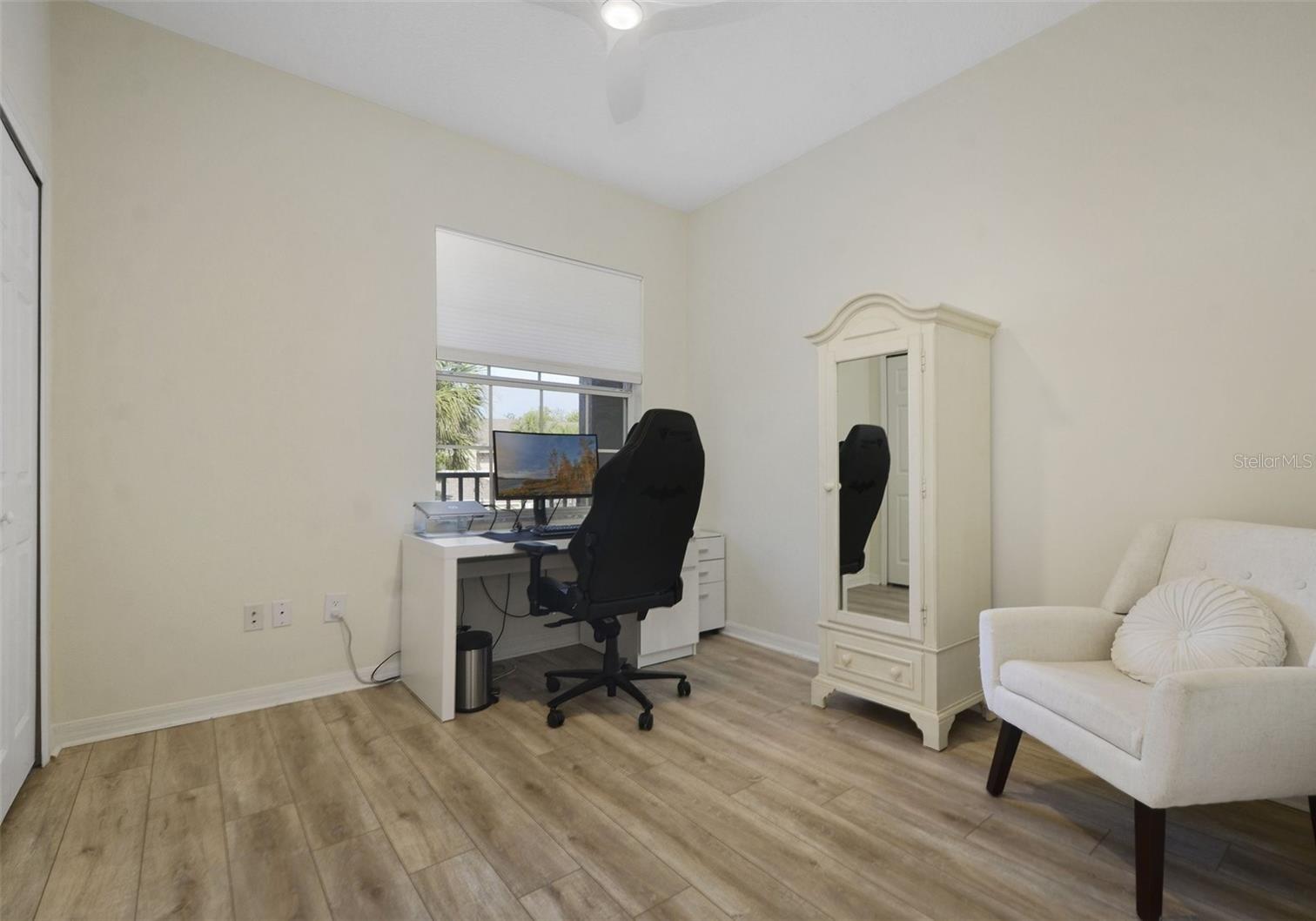 Image 14 of 19 For 9423 Myrtle Creek Lane 510