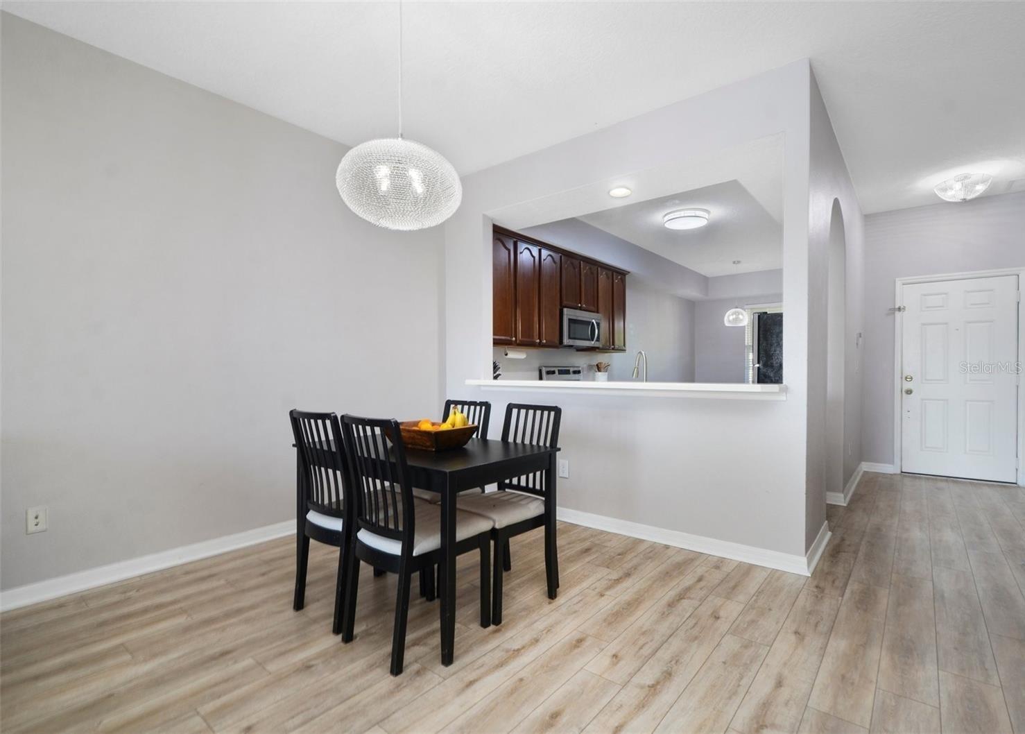 Image 4 of 19 For 9423 Myrtle Creek Lane 510