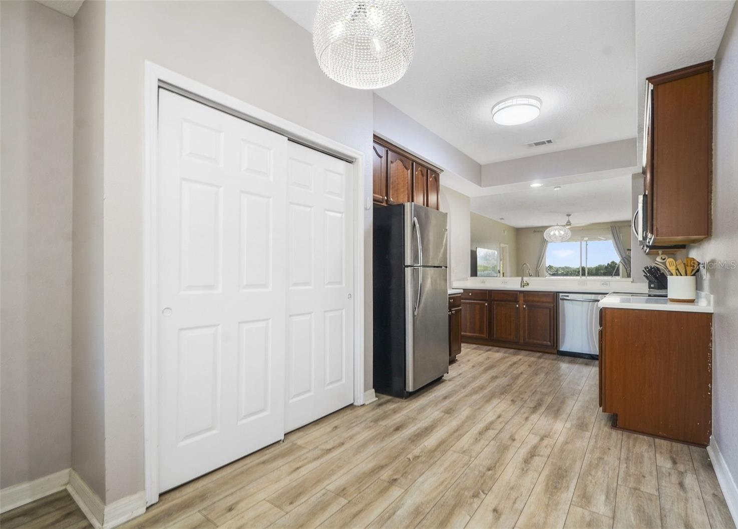 Image 7 of 19 For 9423 Myrtle Creek Lane 510