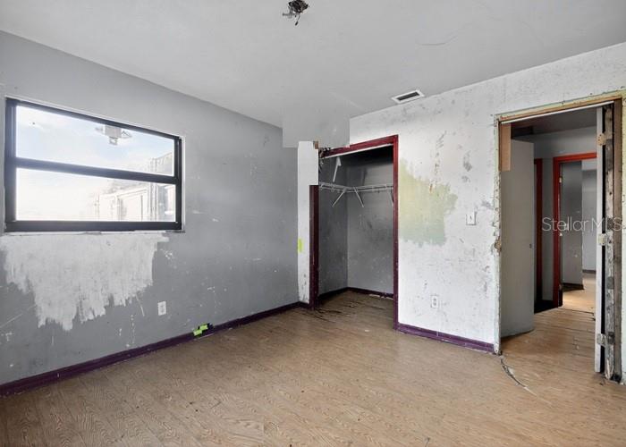 Image 16 of 16 For 2715 1st Avenue