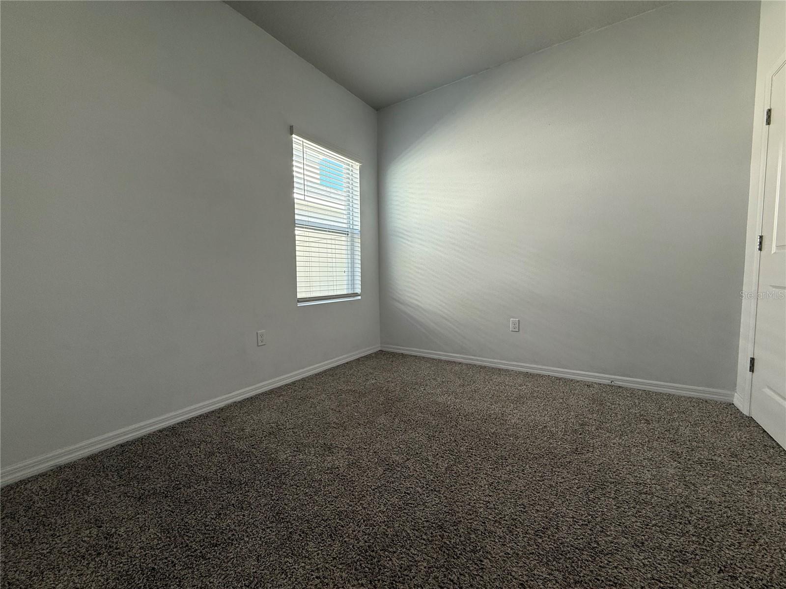Image 14 of 25 For 2909 Deerberry Lane