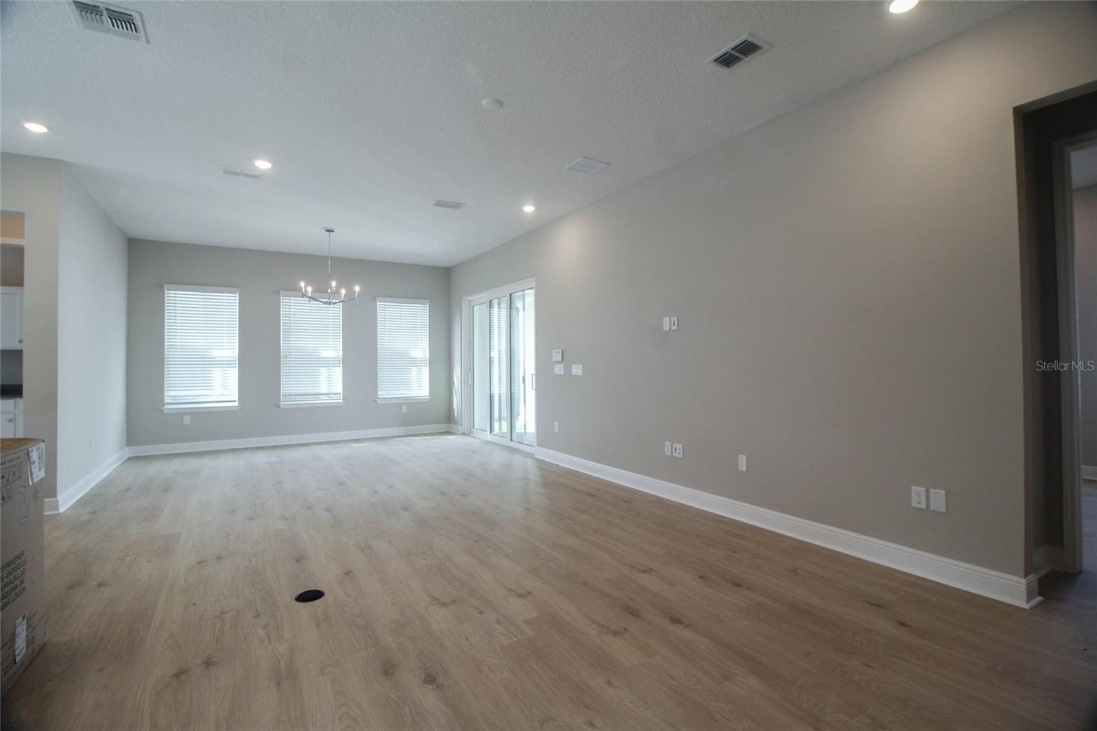 Image 11 of 36 For 10060 Dulbecco Street