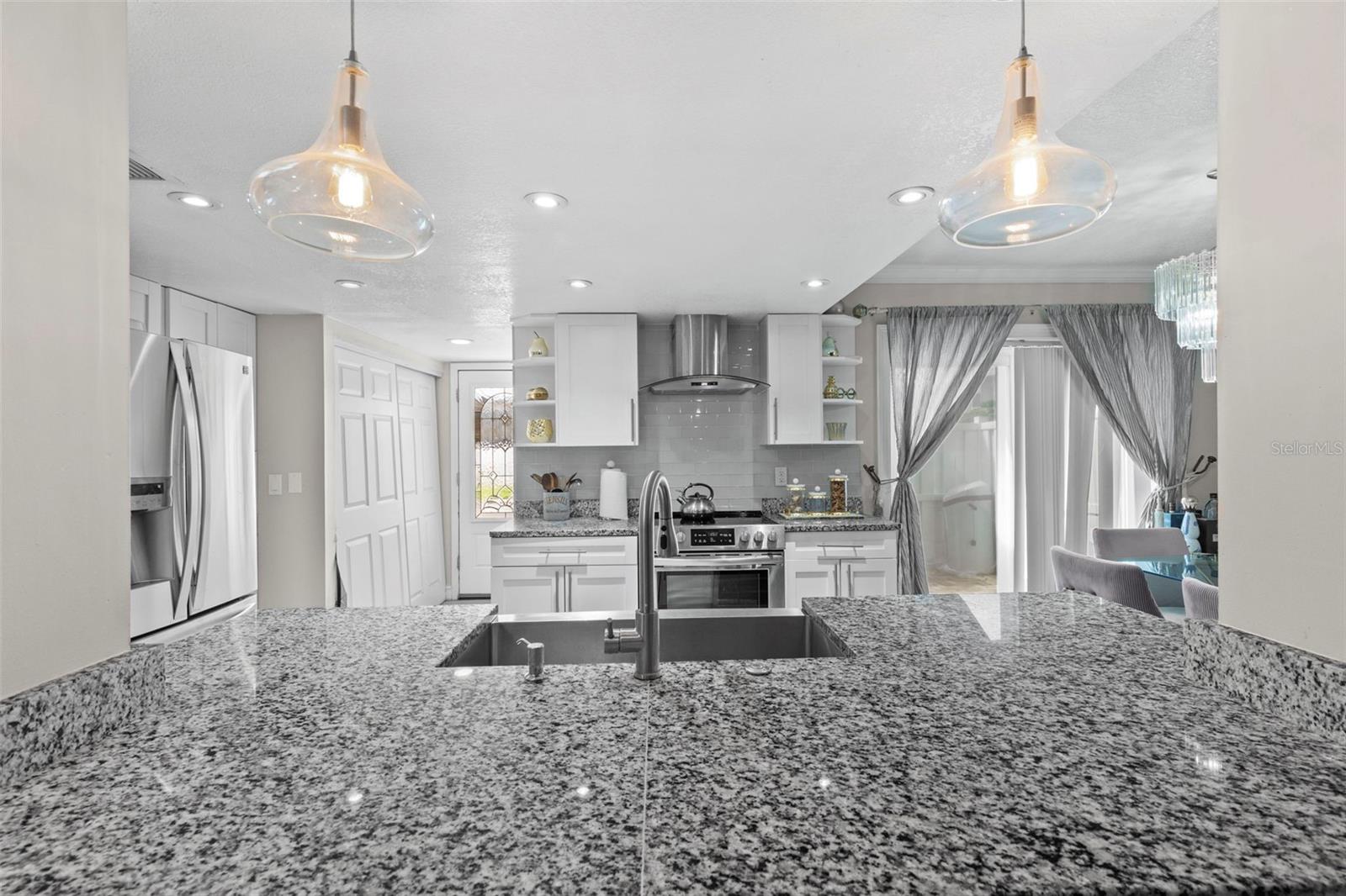 Image 22 of 50 For 7303 Los Padres Court