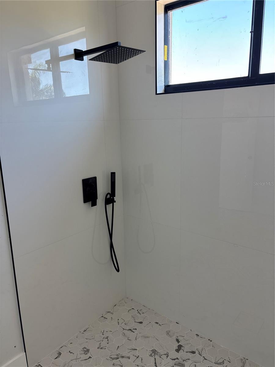 Image 31 of 47 For 215 Bunker Road