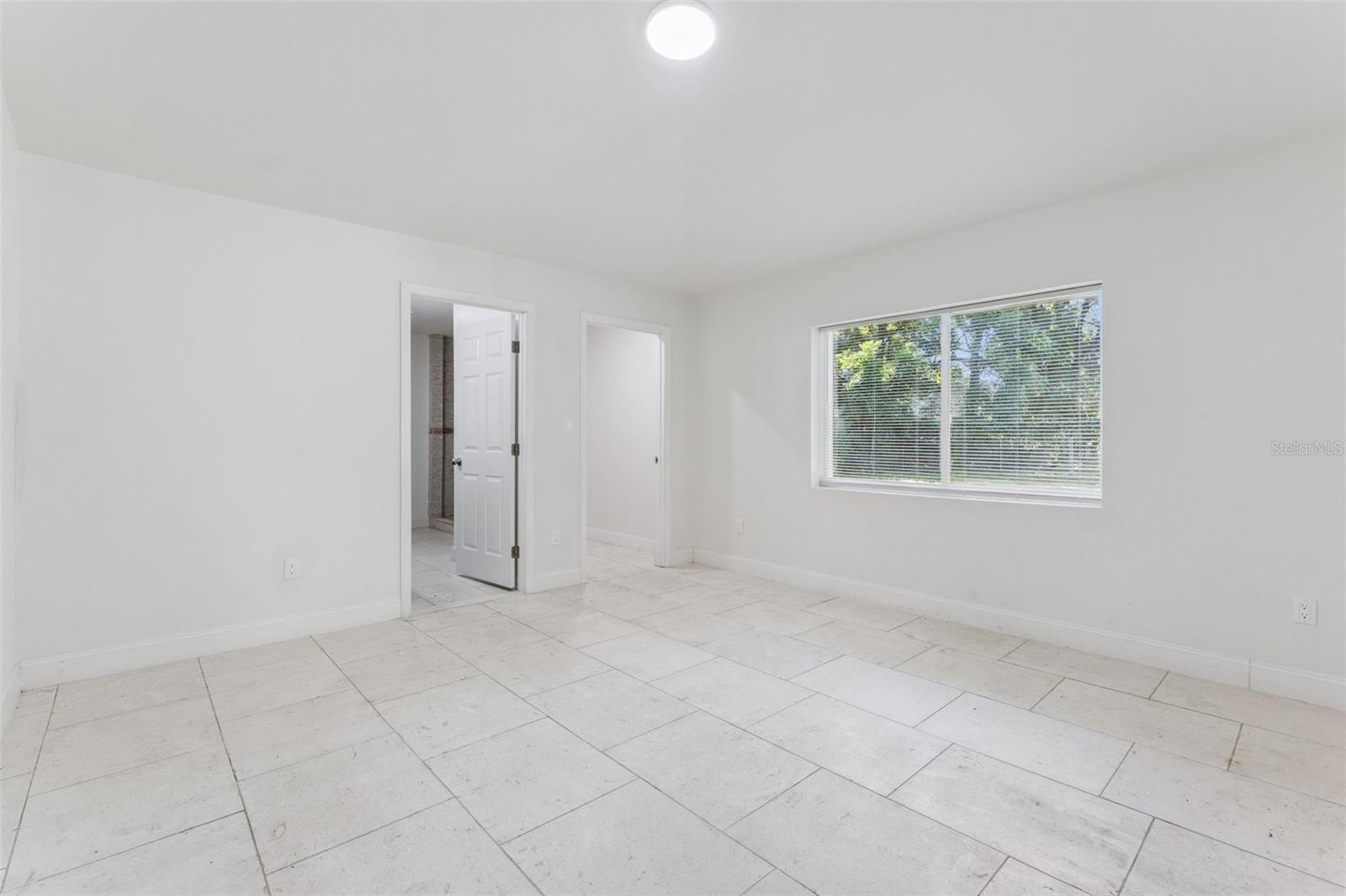 Image 16 of 30 For 1424 18th Street