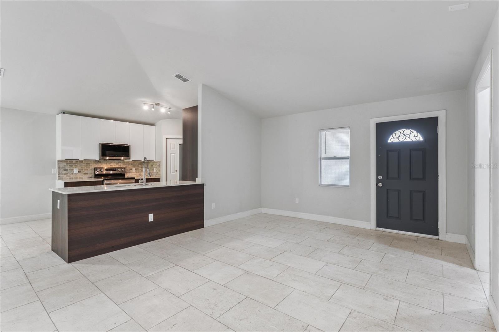 Image 4 of 30 For 1424 18th Street