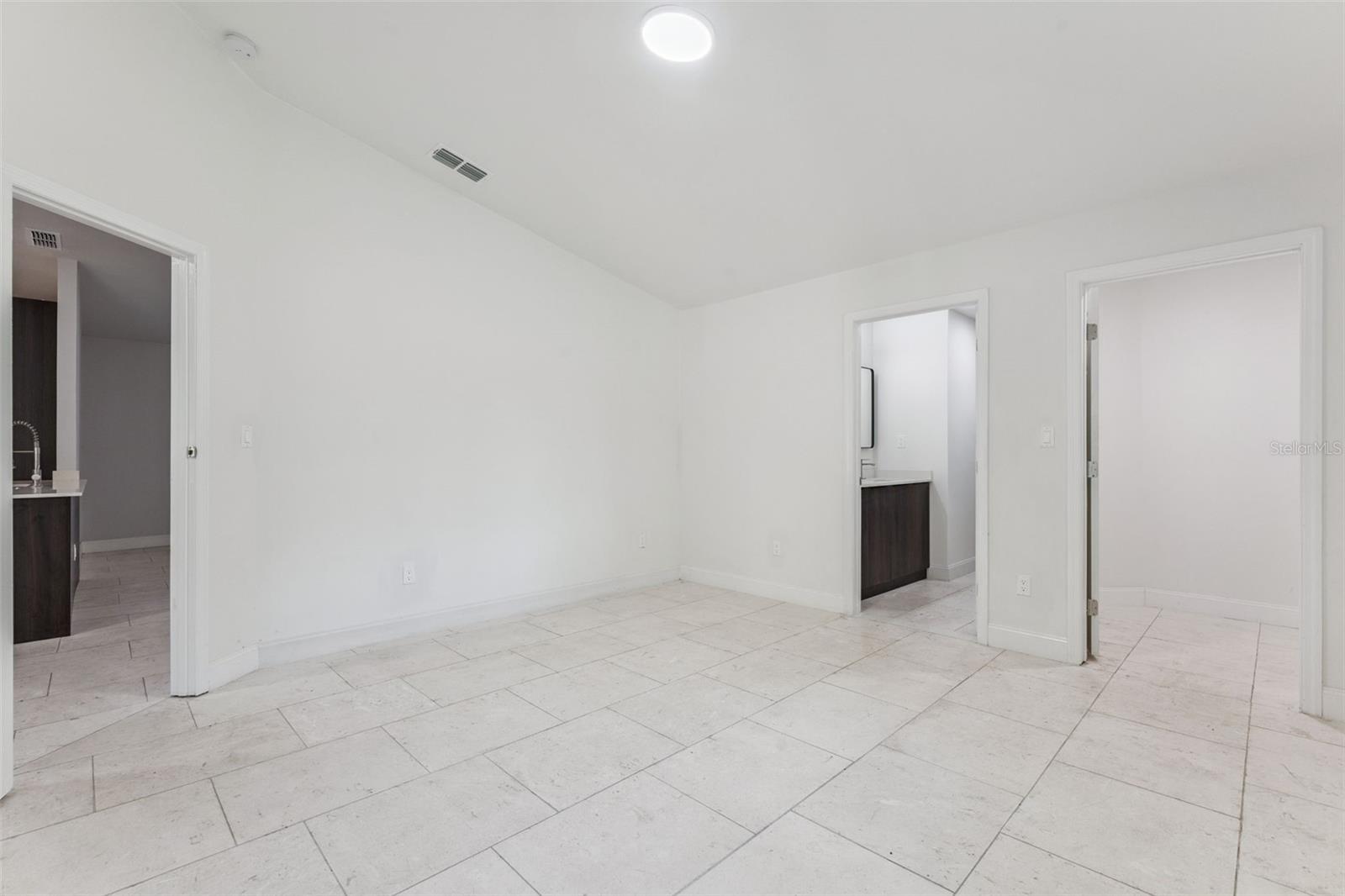 Image 5 of 30 For 1424 18th Street