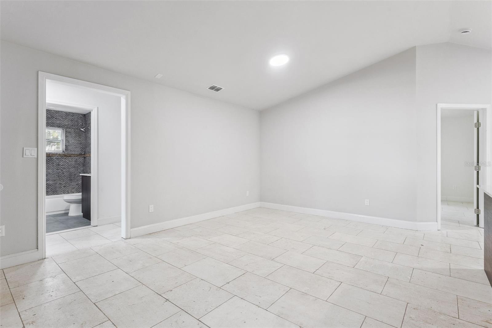 Image 6 of 30 For 1424 18th Street