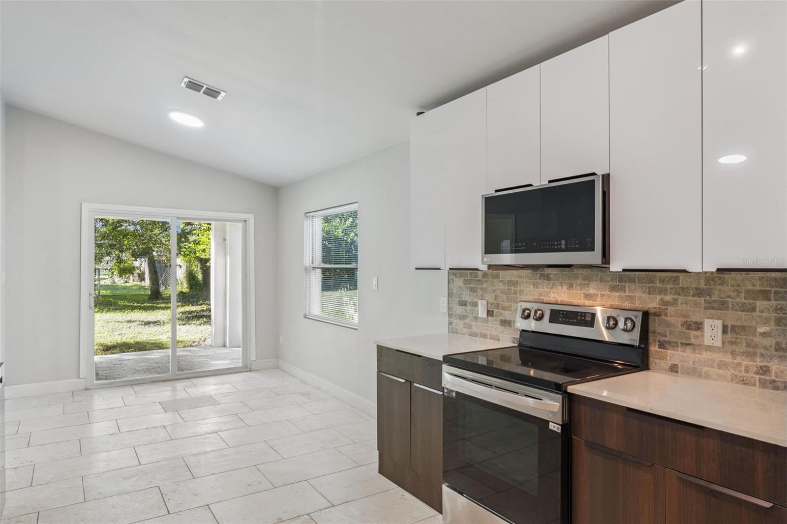 Image 8 of 30 For 1424 18th Street