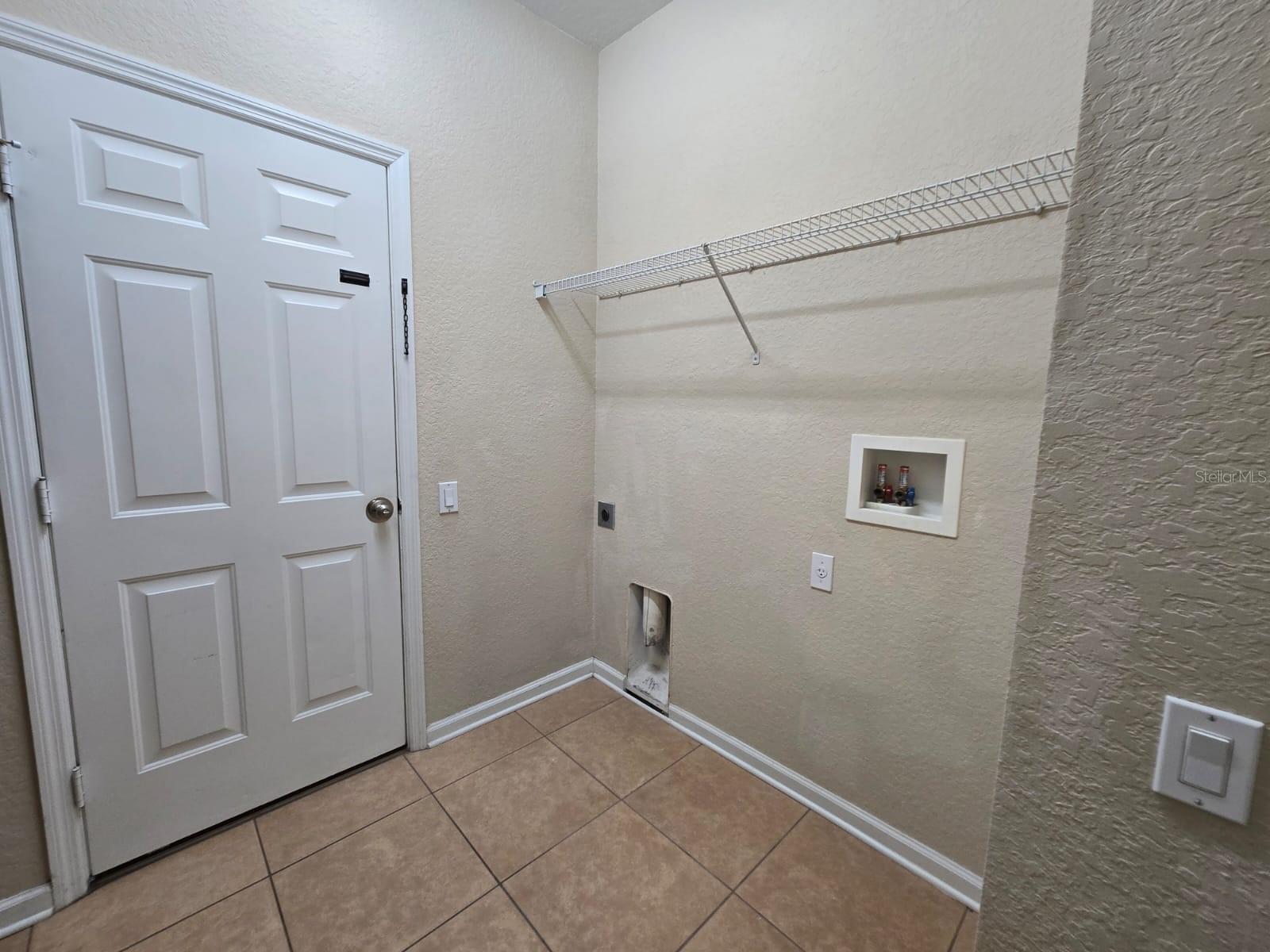 Image 15 of 26 For 1122 Toluke Point