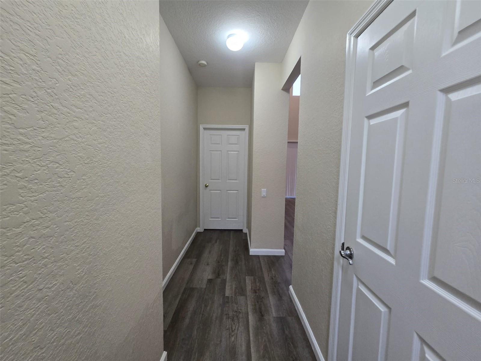 Image 16 of 26 For 1122 Toluke Point