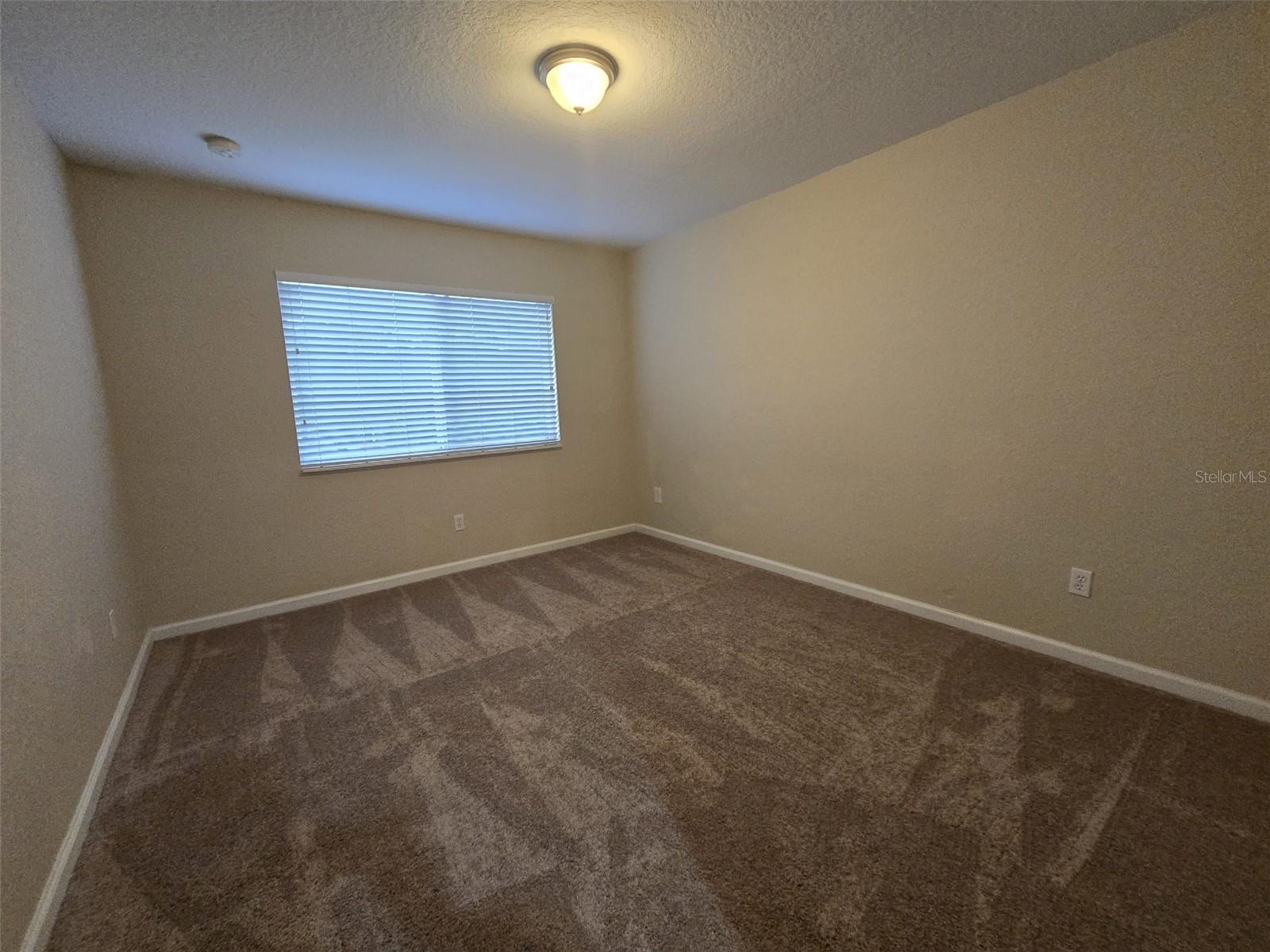 Image 18 of 26 For 1122 Toluke Point