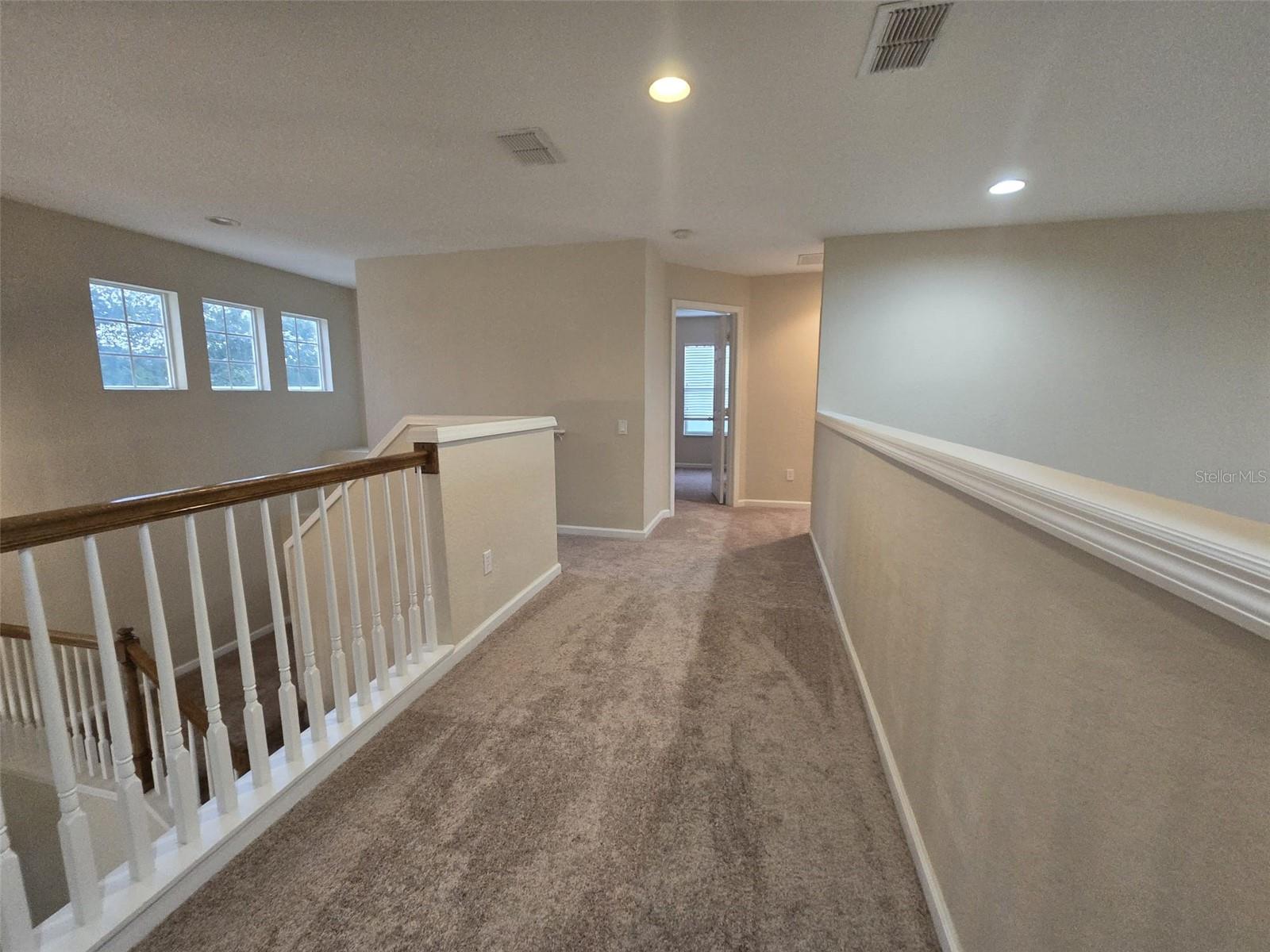 Image 19 of 26 For 1122 Toluke Point