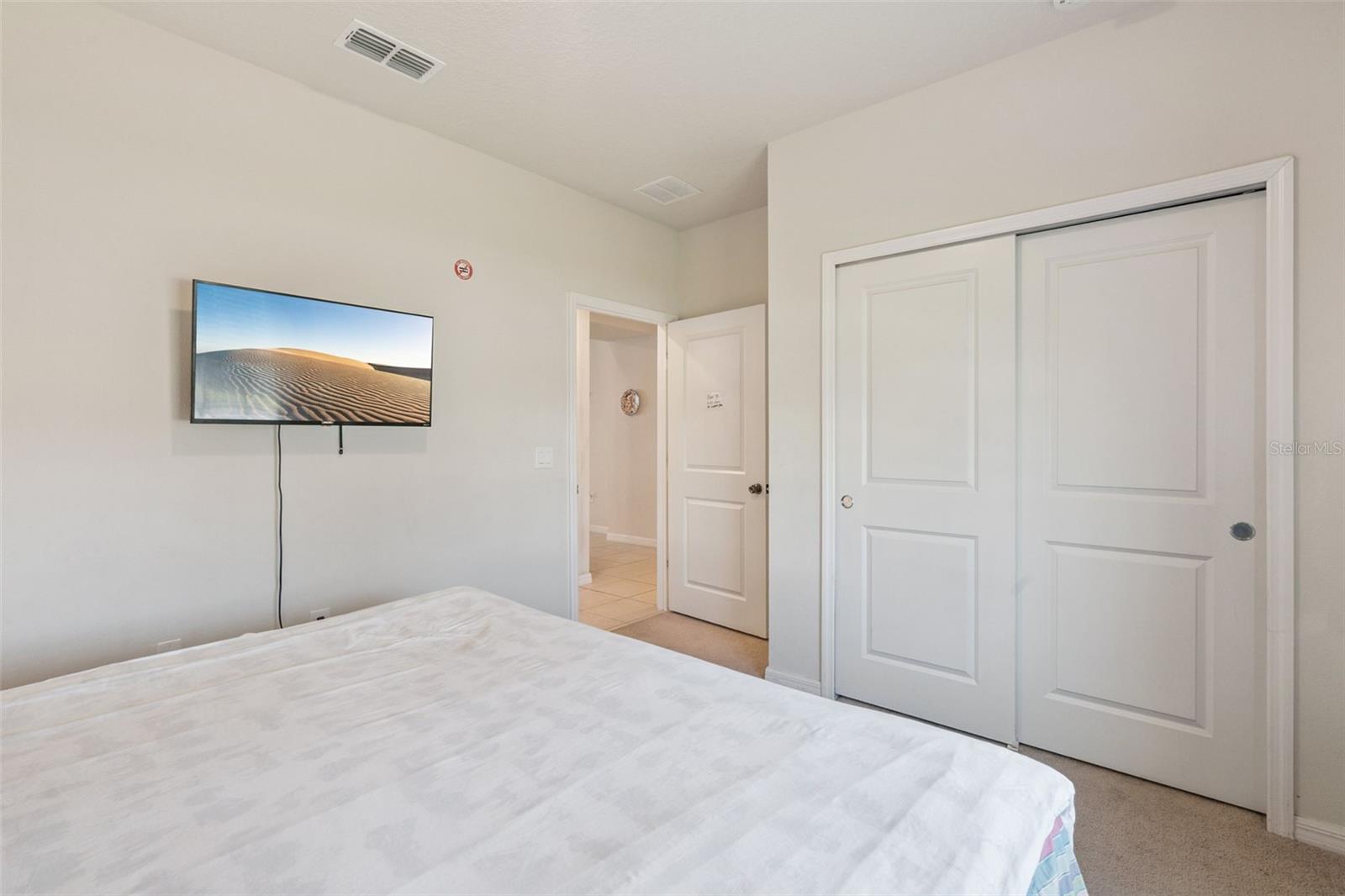 Image 18 of 54 For 3729 Pacific Lane