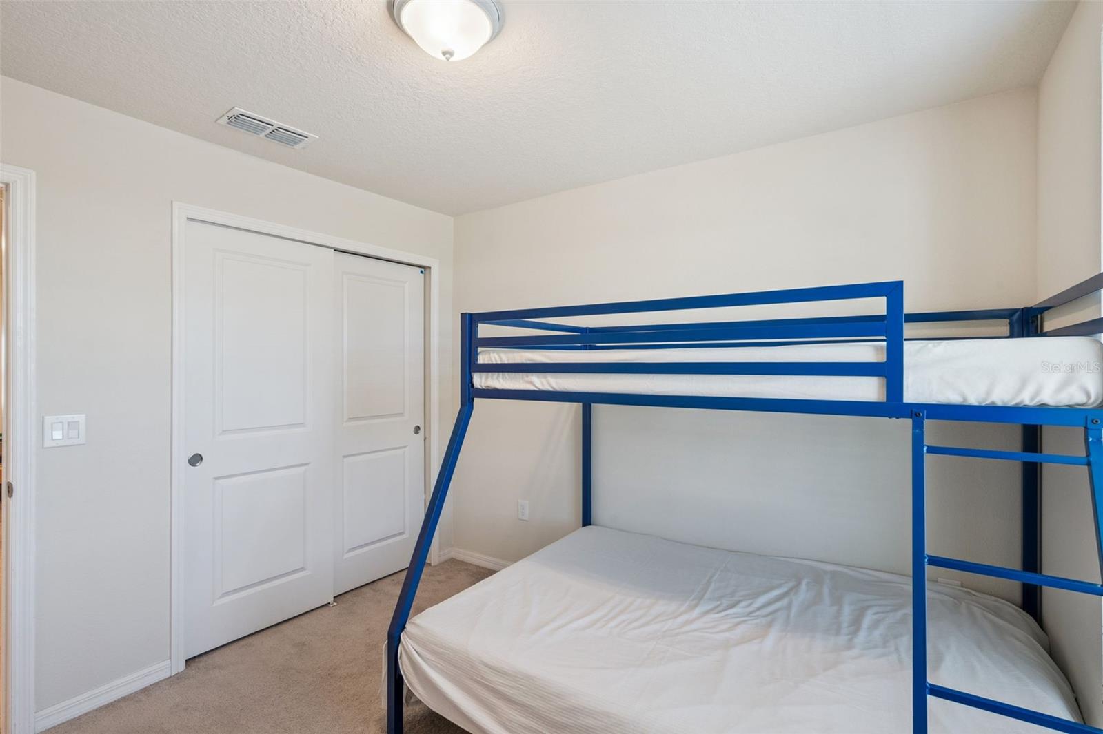 Image 24 of 54 For 3729 Pacific Lane