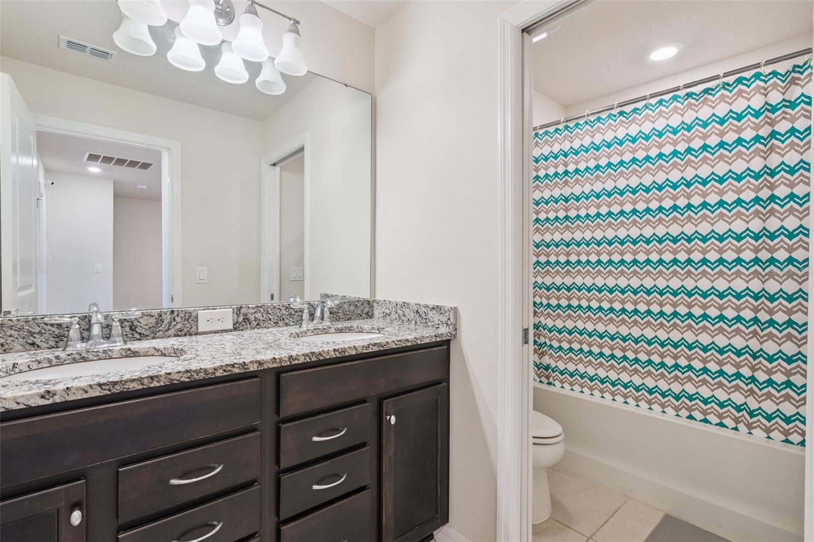 Image 25 of 54 For 3729 Pacific Lane