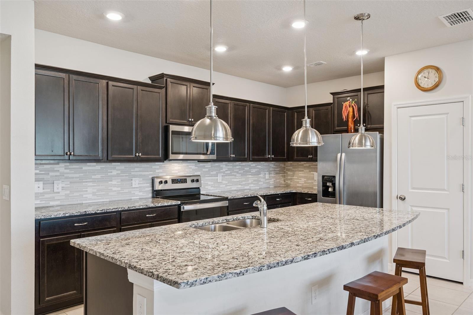 Image 9 of 54 For 3729 Pacific Lane