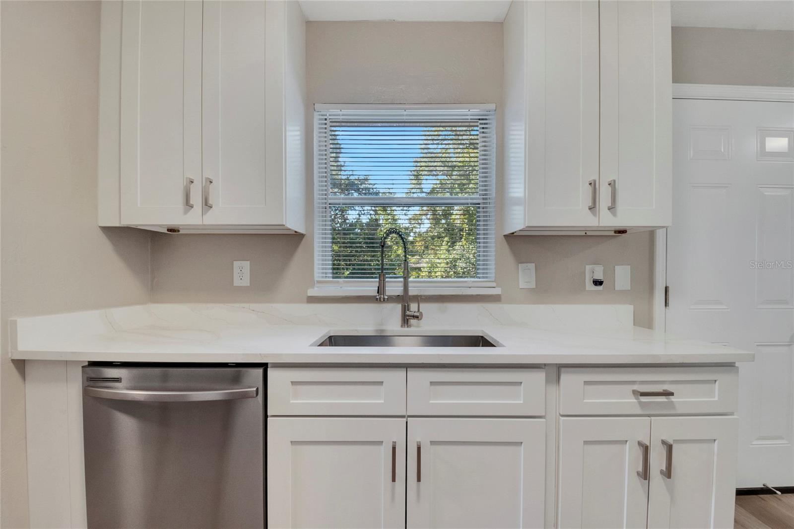 Image 19 of 42 For 1644 Pinion Lane