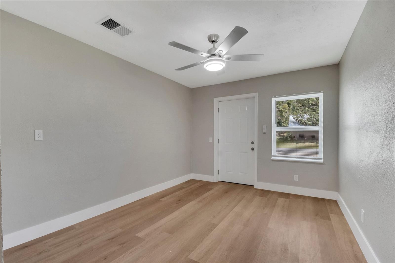 Image 25 of 42 For 1644 Pinion Lane