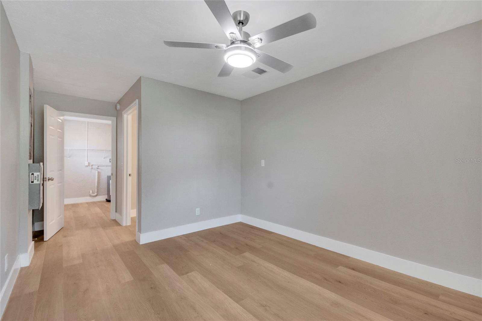 Image 26 of 42 For 1644 Pinion Lane