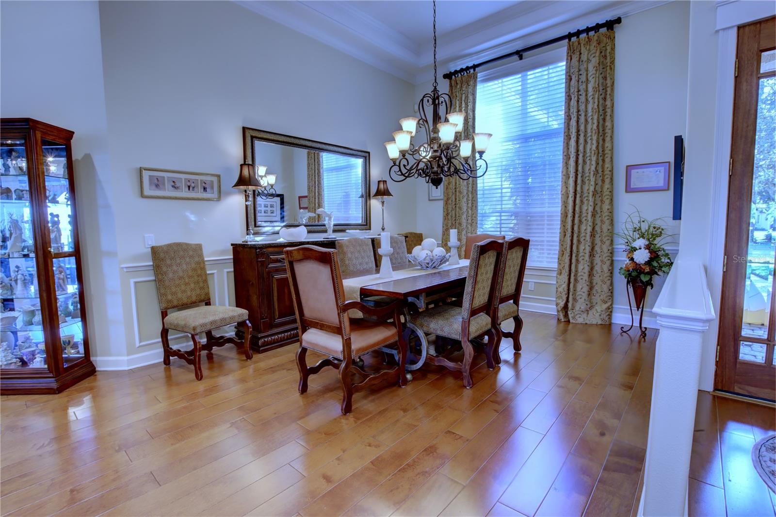 Image 10 of 44 For 1473 Langham Terrace