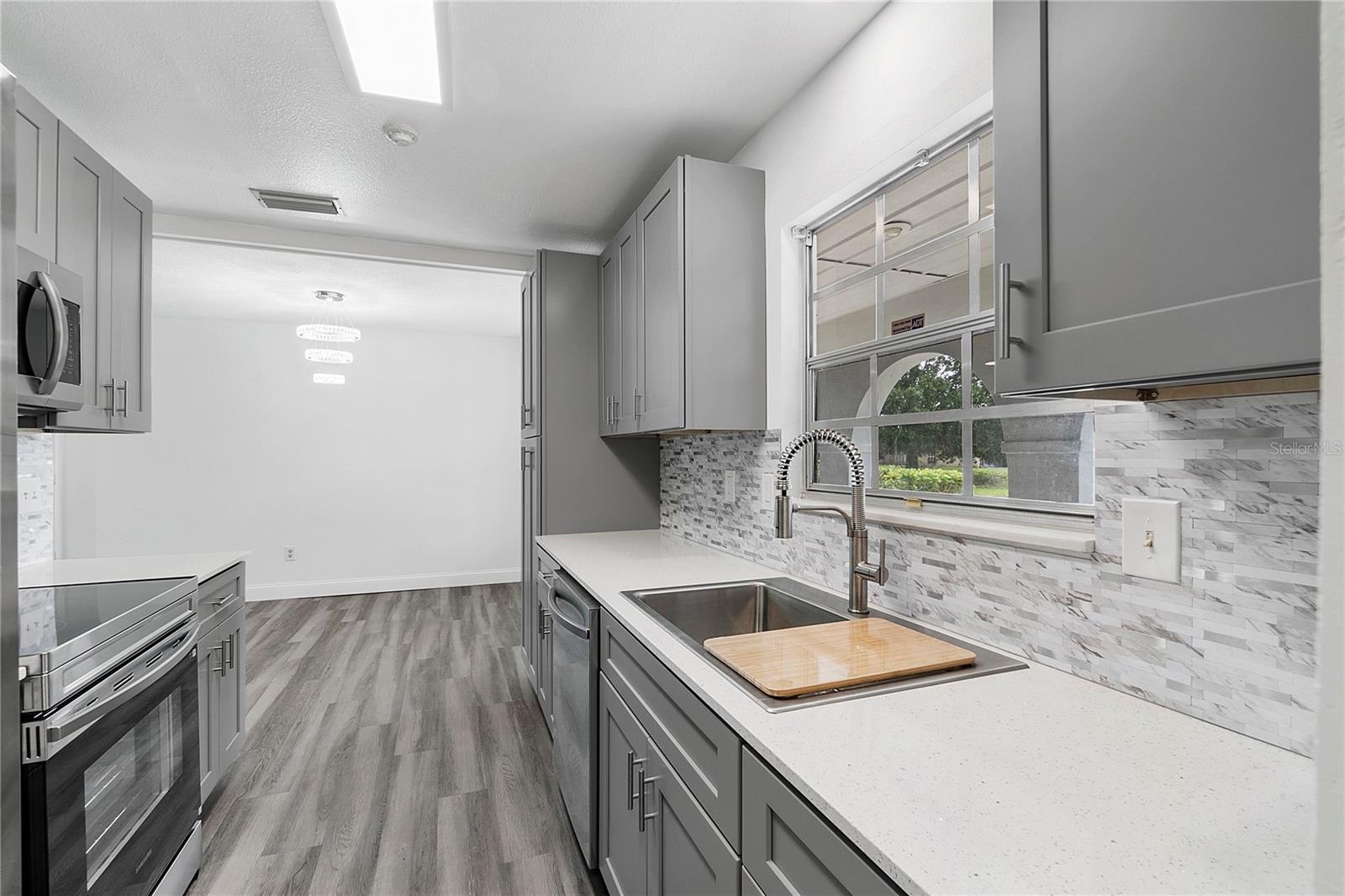 Image 5 of 15 For 2761 Rhapsody Street Ne