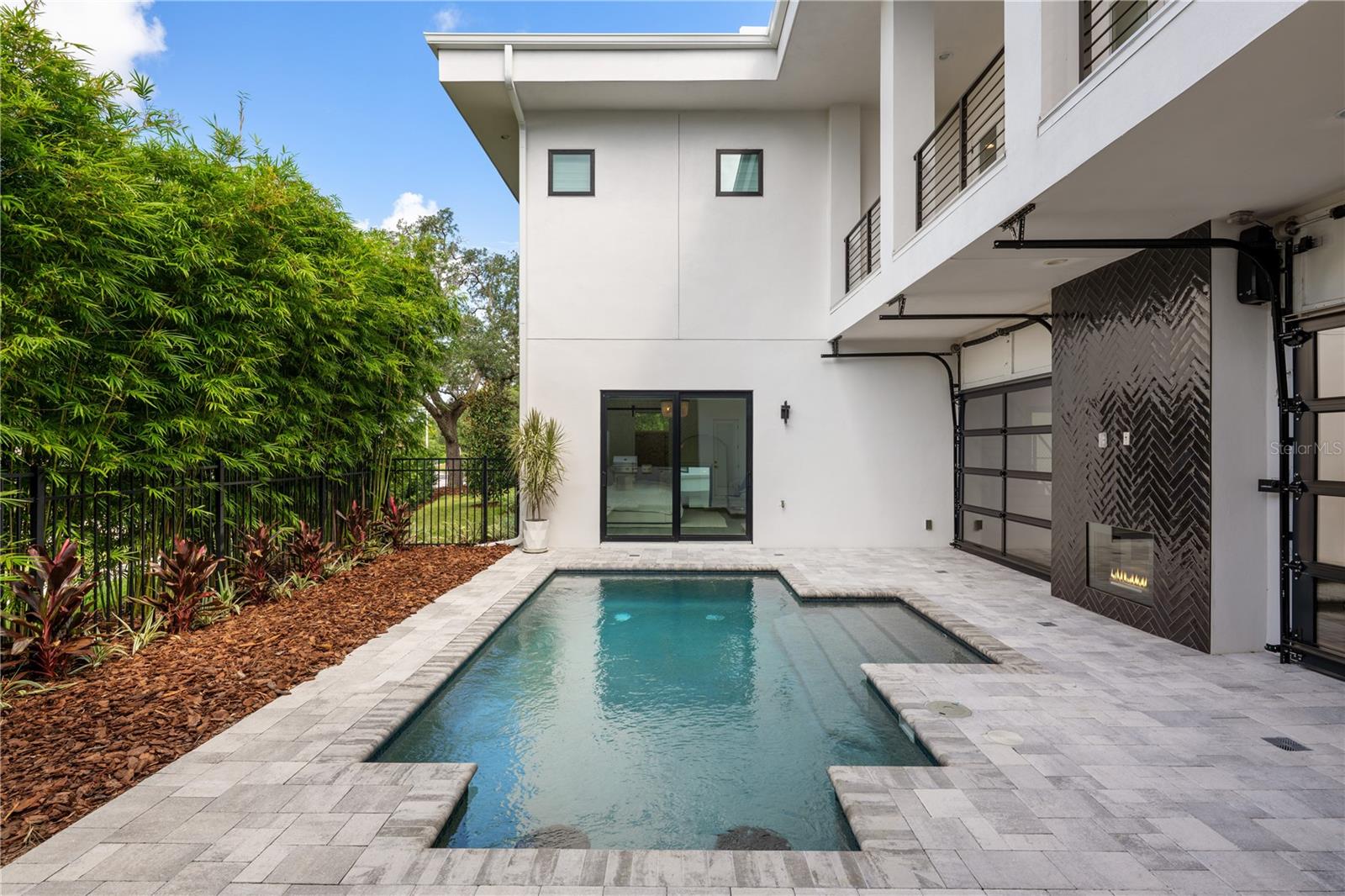 Image 48 of 64 For 2015 Park Avenue