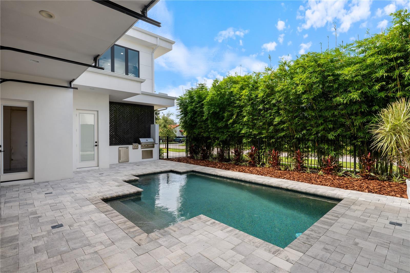 Image 55 of 64 For 2015 Park Avenue