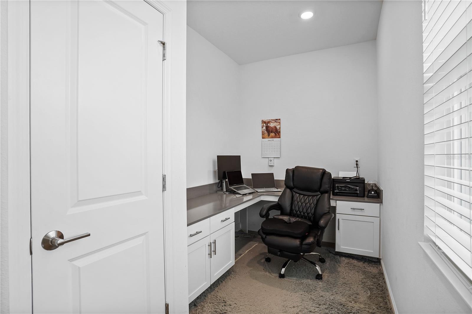 Listing photo id 17 for 11632 Paragraph Road