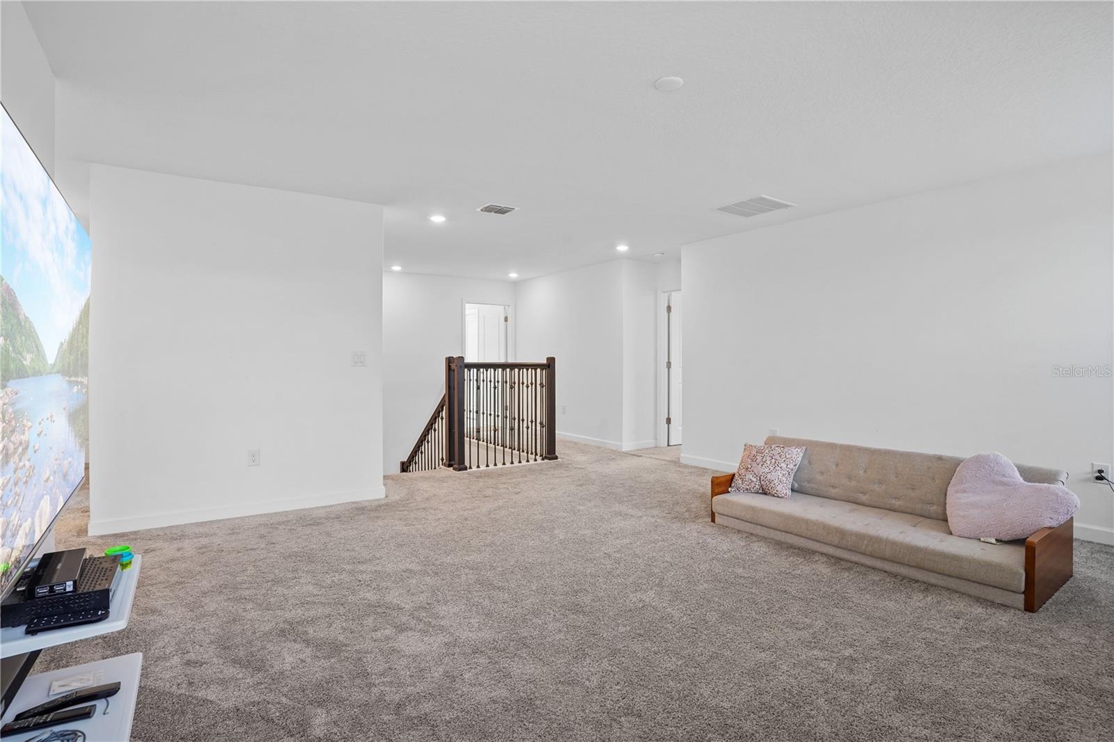 Listing photo id 22 for 11632 Paragraph Road