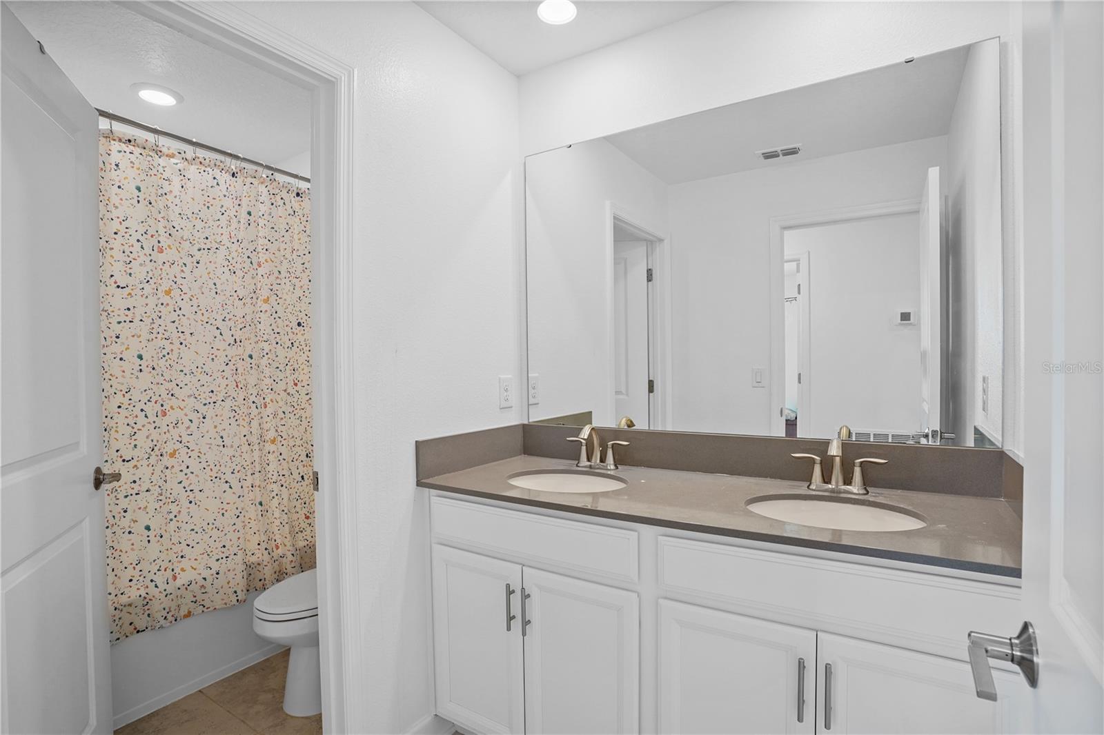 Listing photo id 30 for 11632 Paragraph Road