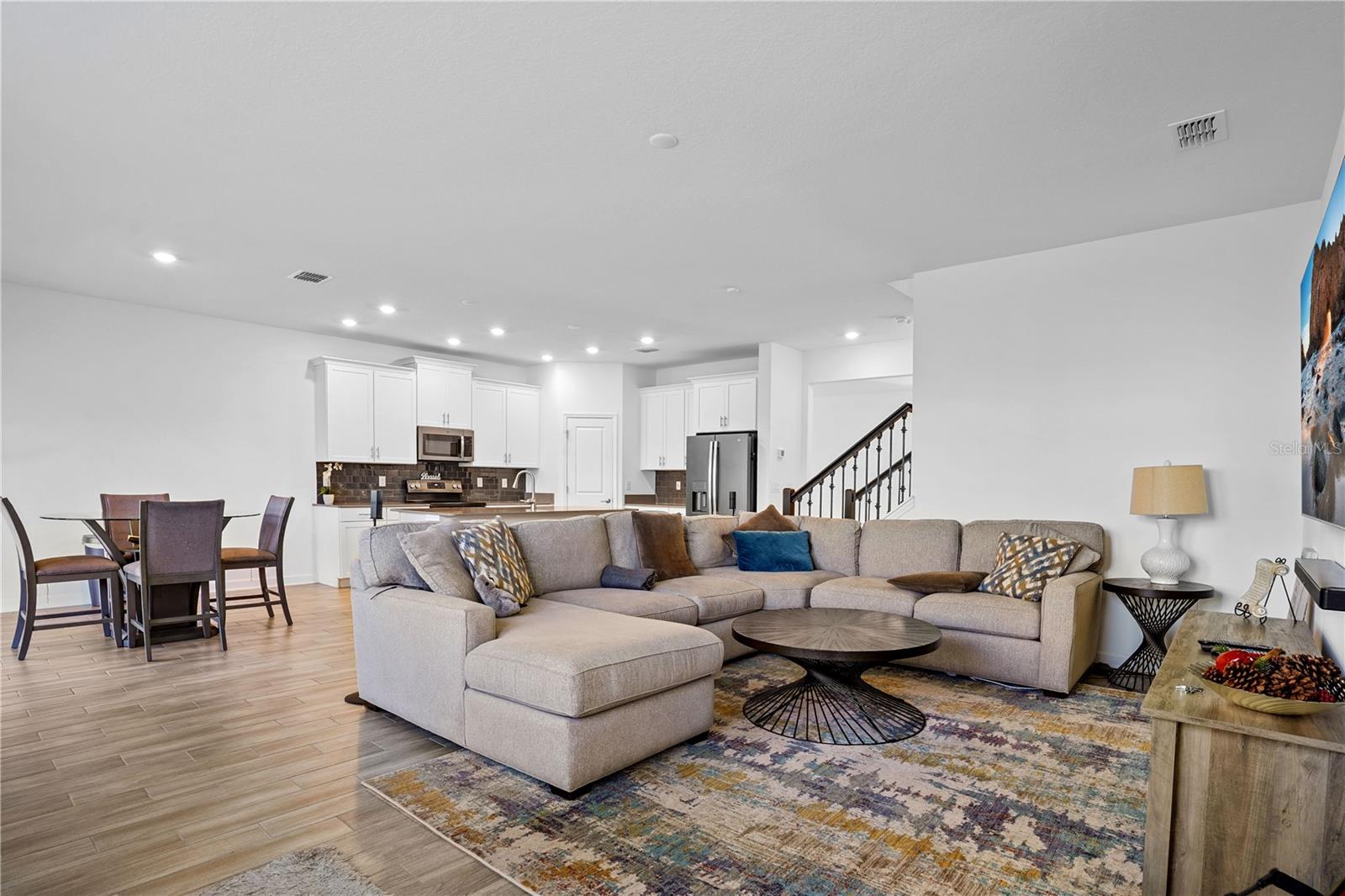 Listing photo id 6 for 11632 Paragraph Road