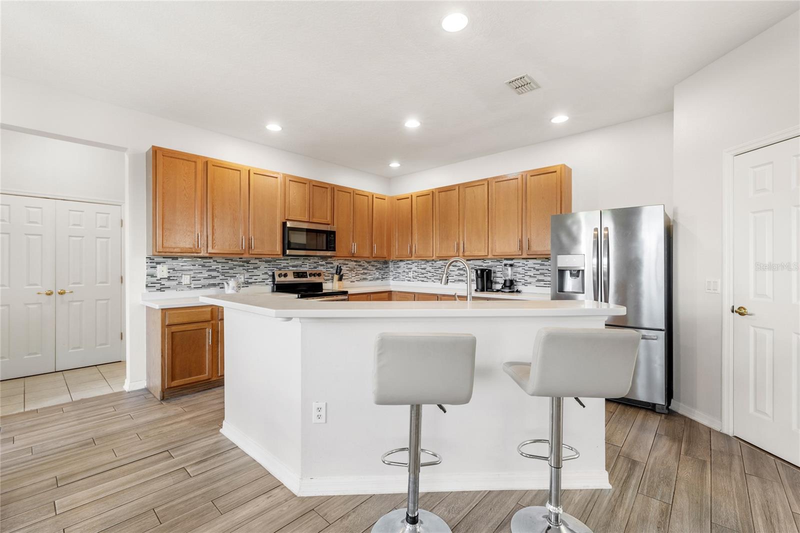 Image 16 of 52 For 1067 Berkeley Drive
