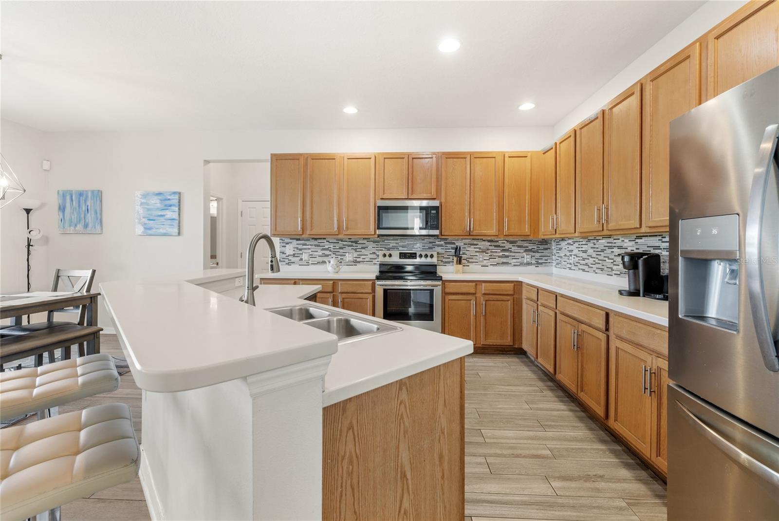 Image 18 of 52 For 1067 Berkeley Drive