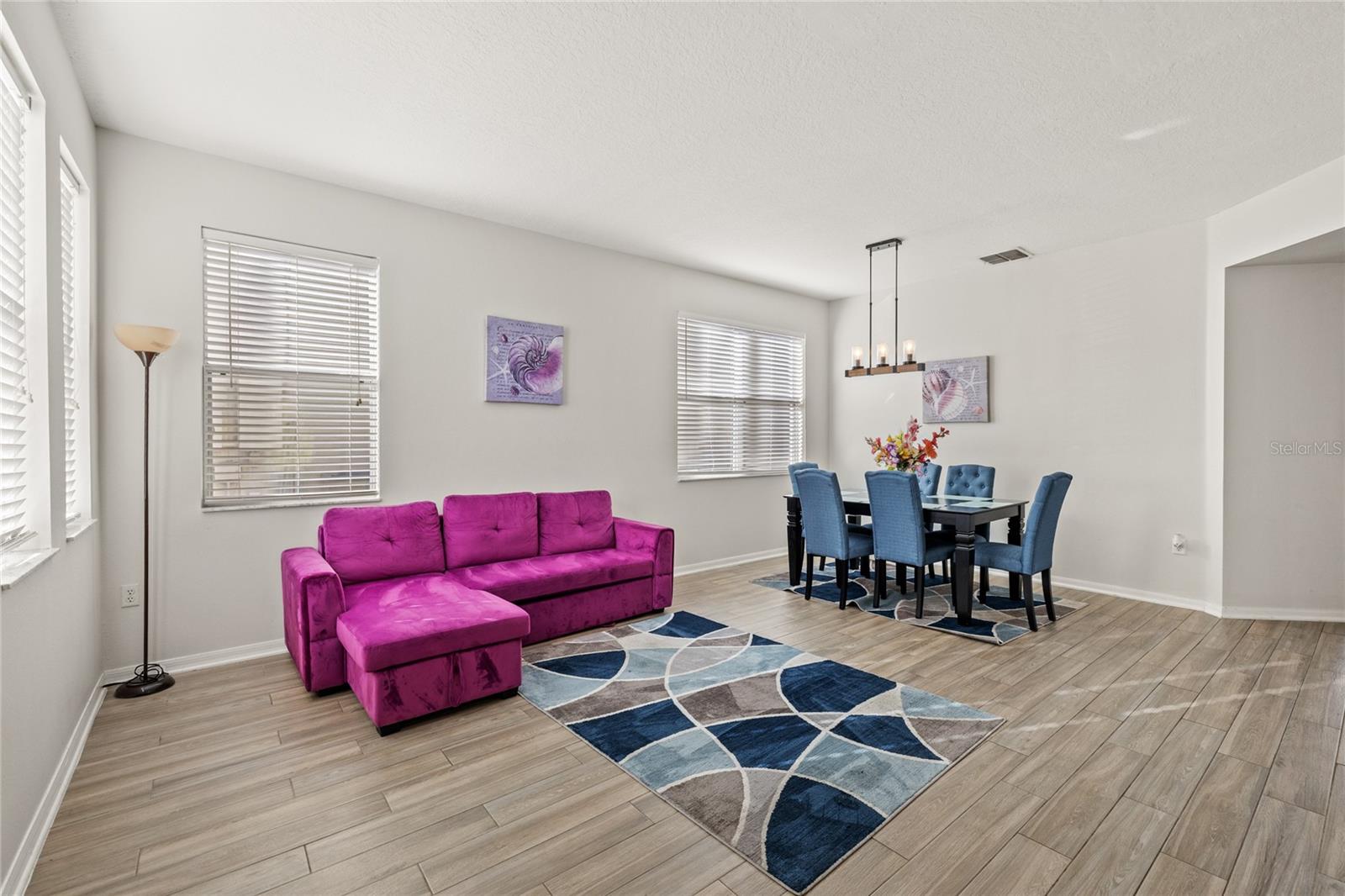 Image 4 of 52 For 1067 Berkeley Drive
