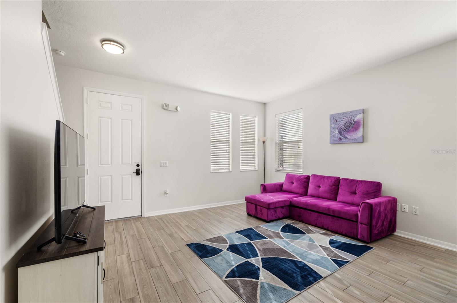 Image 5 of 52 For 1067 Berkeley Drive