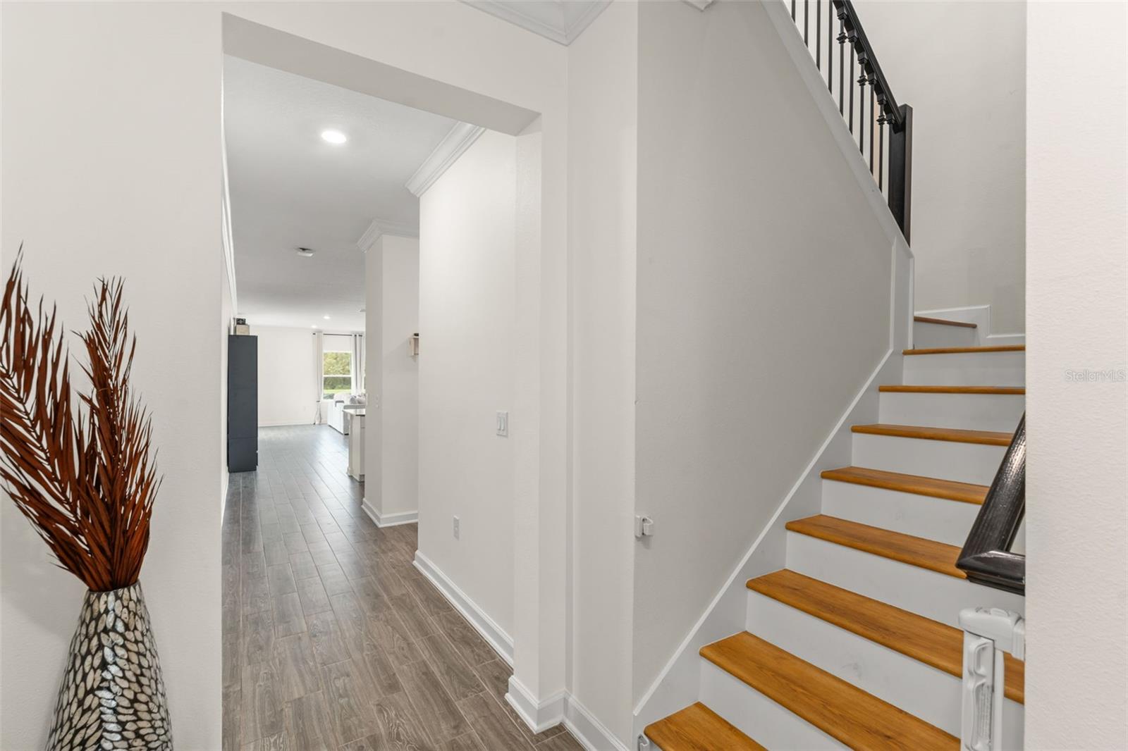 Image 20 of 66 For 11354 History Avenue