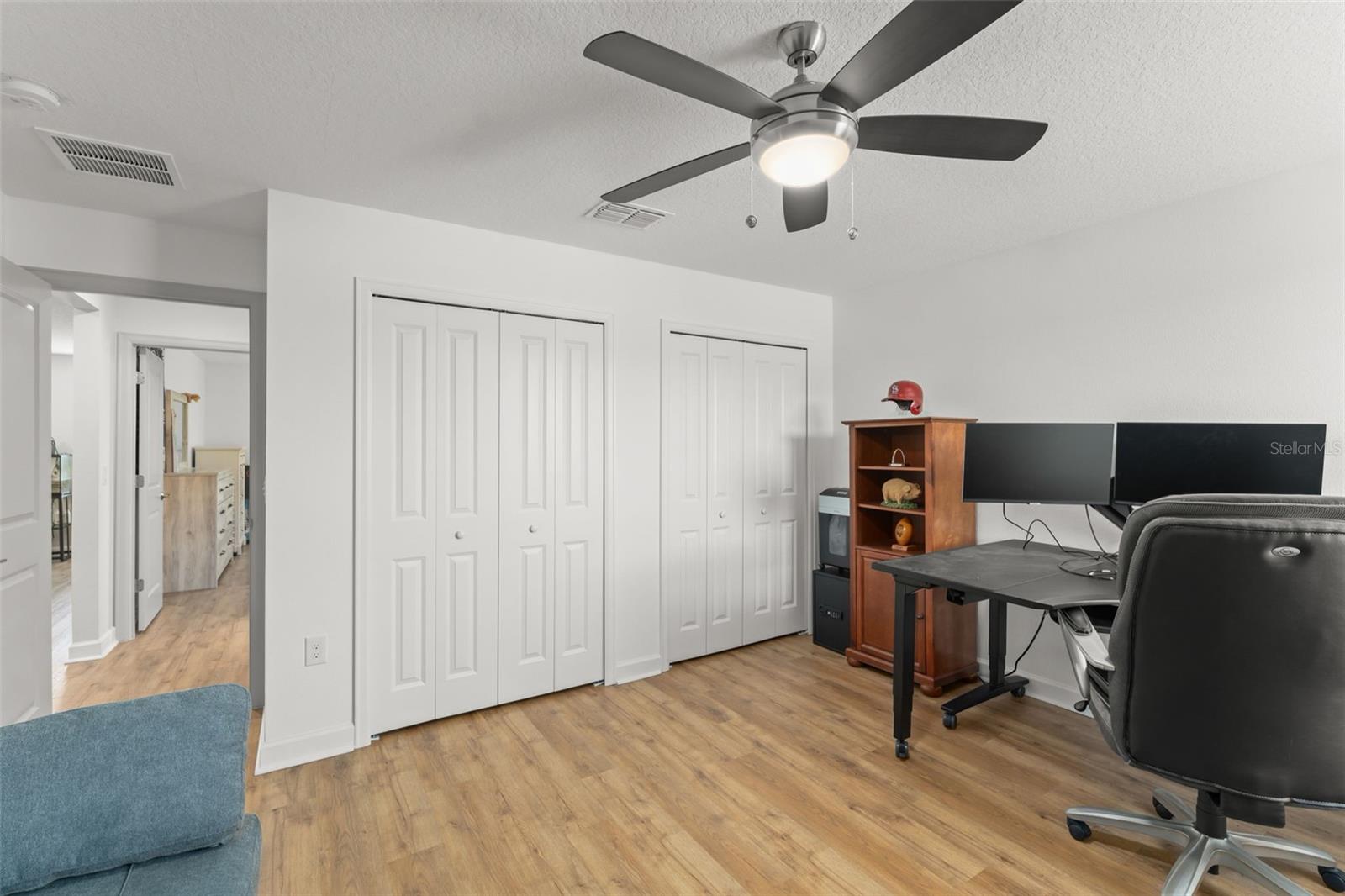 Image 30 of 66 For 11354 History Avenue