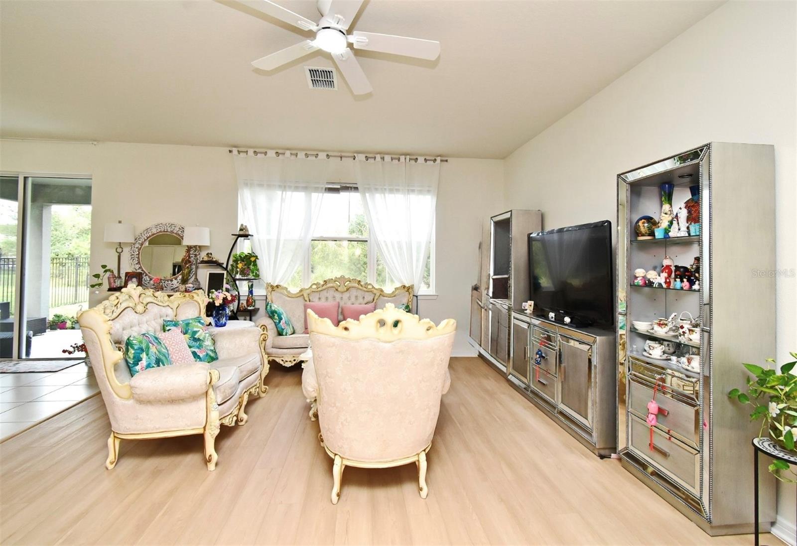 Image 6 of 40 For 17608 Saw Palmetto Avenue