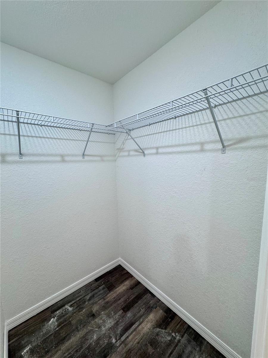 Image 10 of 18 For 27063 Washington Street