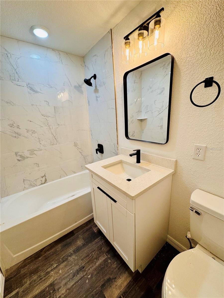 Image 5 of 18 For 27063 Washington Street