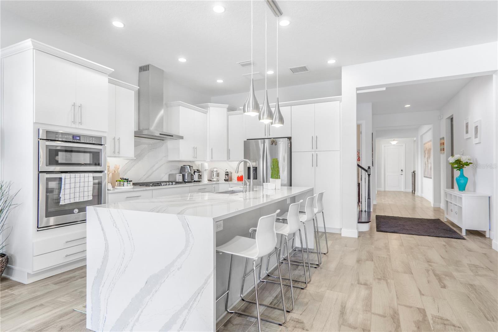 Image 17 of 77 For 10751 Royal Cypress Way