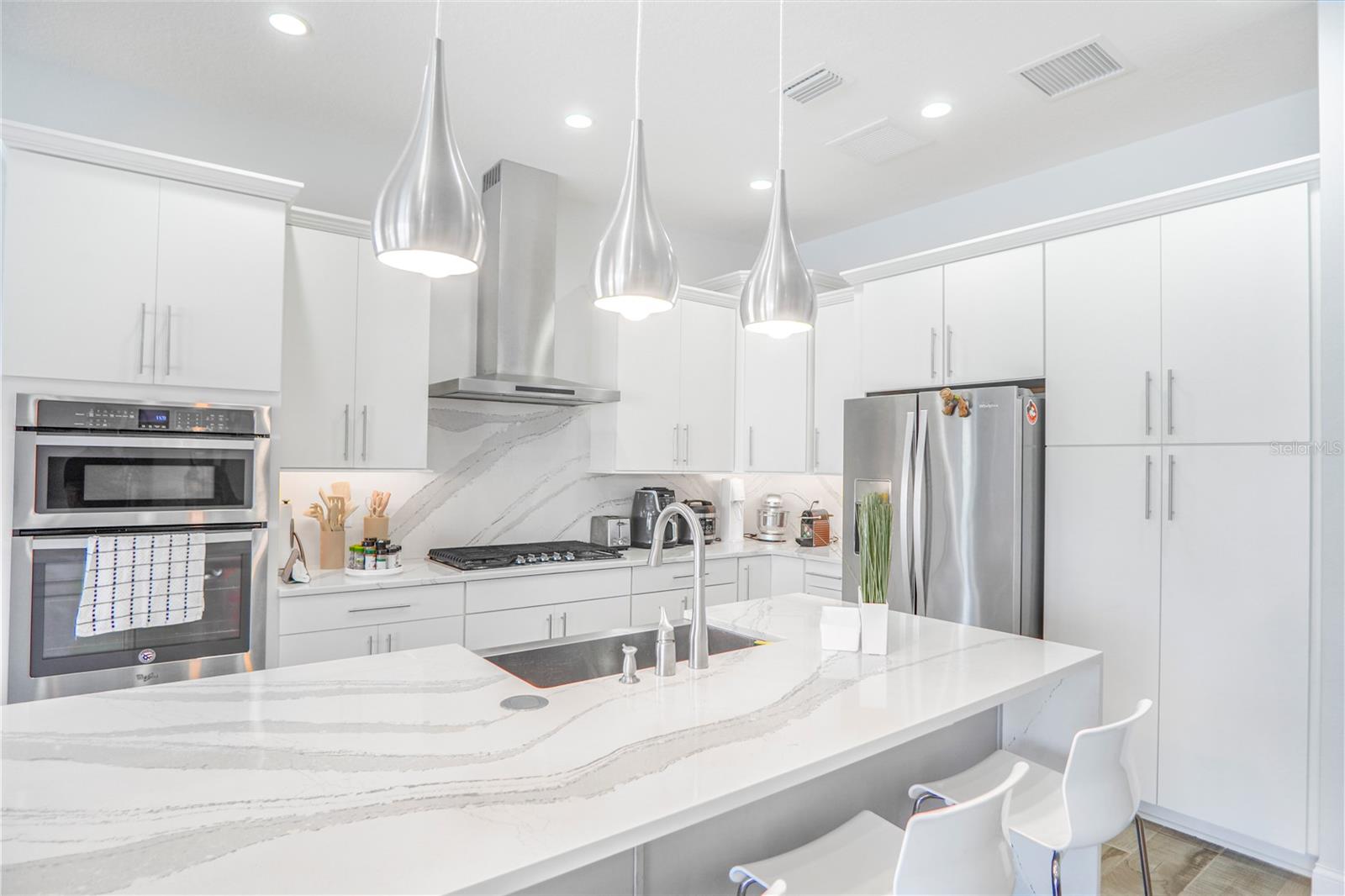 Image 18 of 77 For 10751 Royal Cypress Way