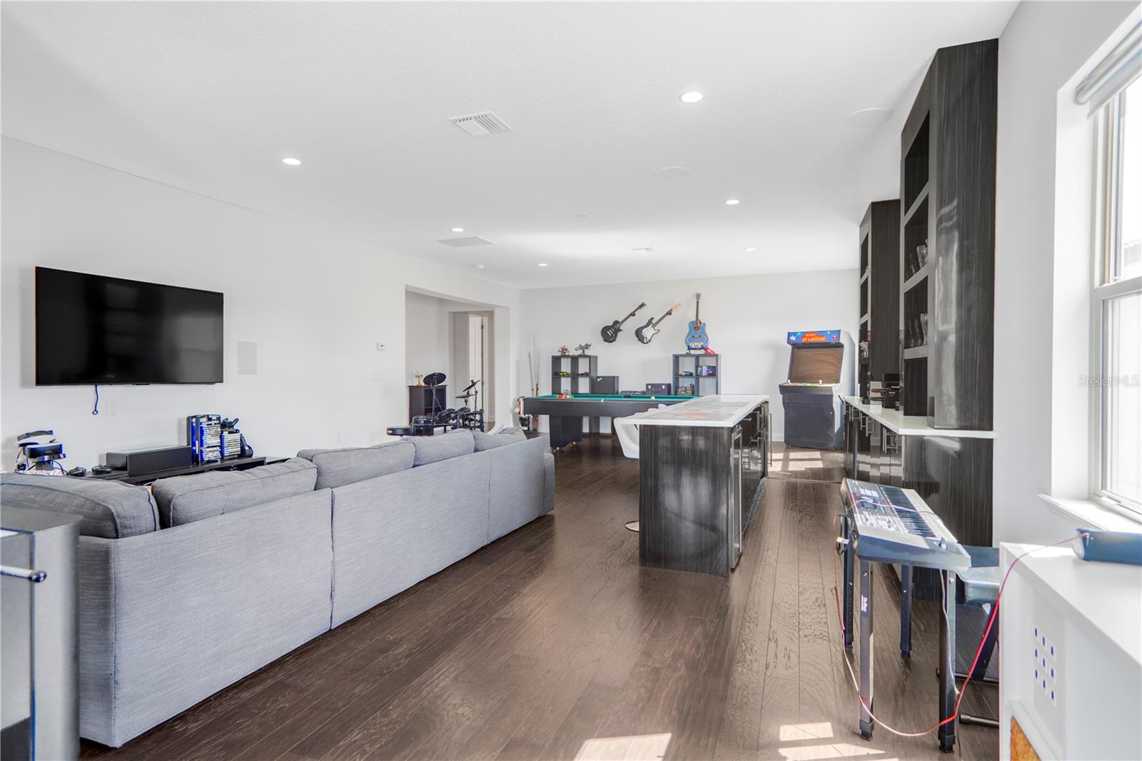 Image 47 of 77 For 10751 Royal Cypress Way