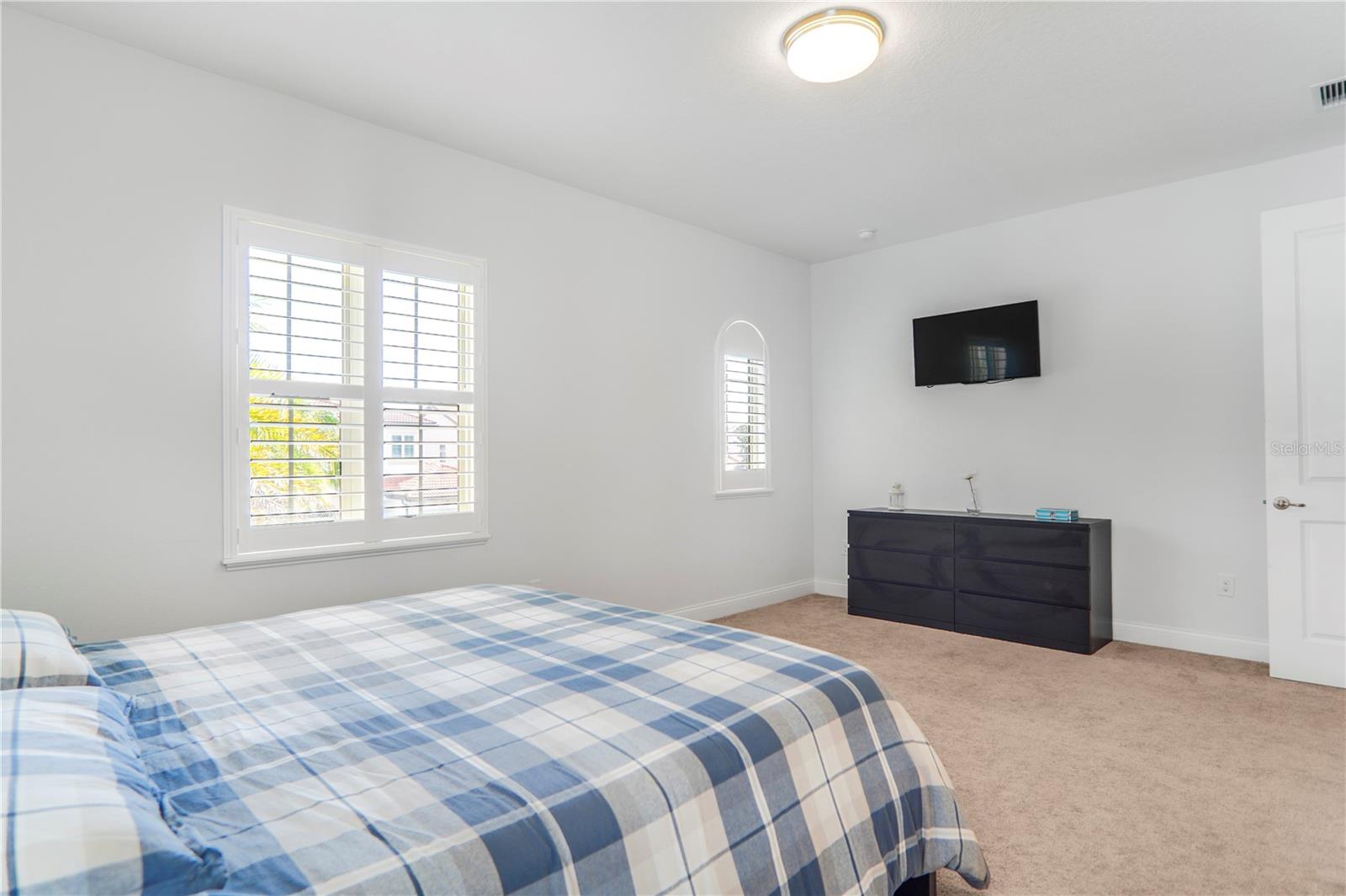 Image 61 of 77 For 10751 Royal Cypress Way